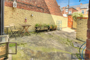 Photo 7- click for photo gallery